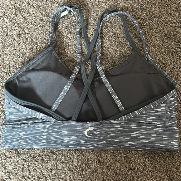 ZYIA Gray/Green Sports Bra - Picture 4 of 4